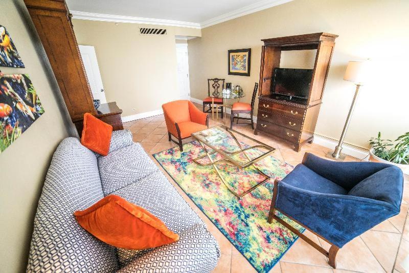 Courtleigh Hotel & Suites Κίνγκστον Δωμάτιο φωτογραφία
