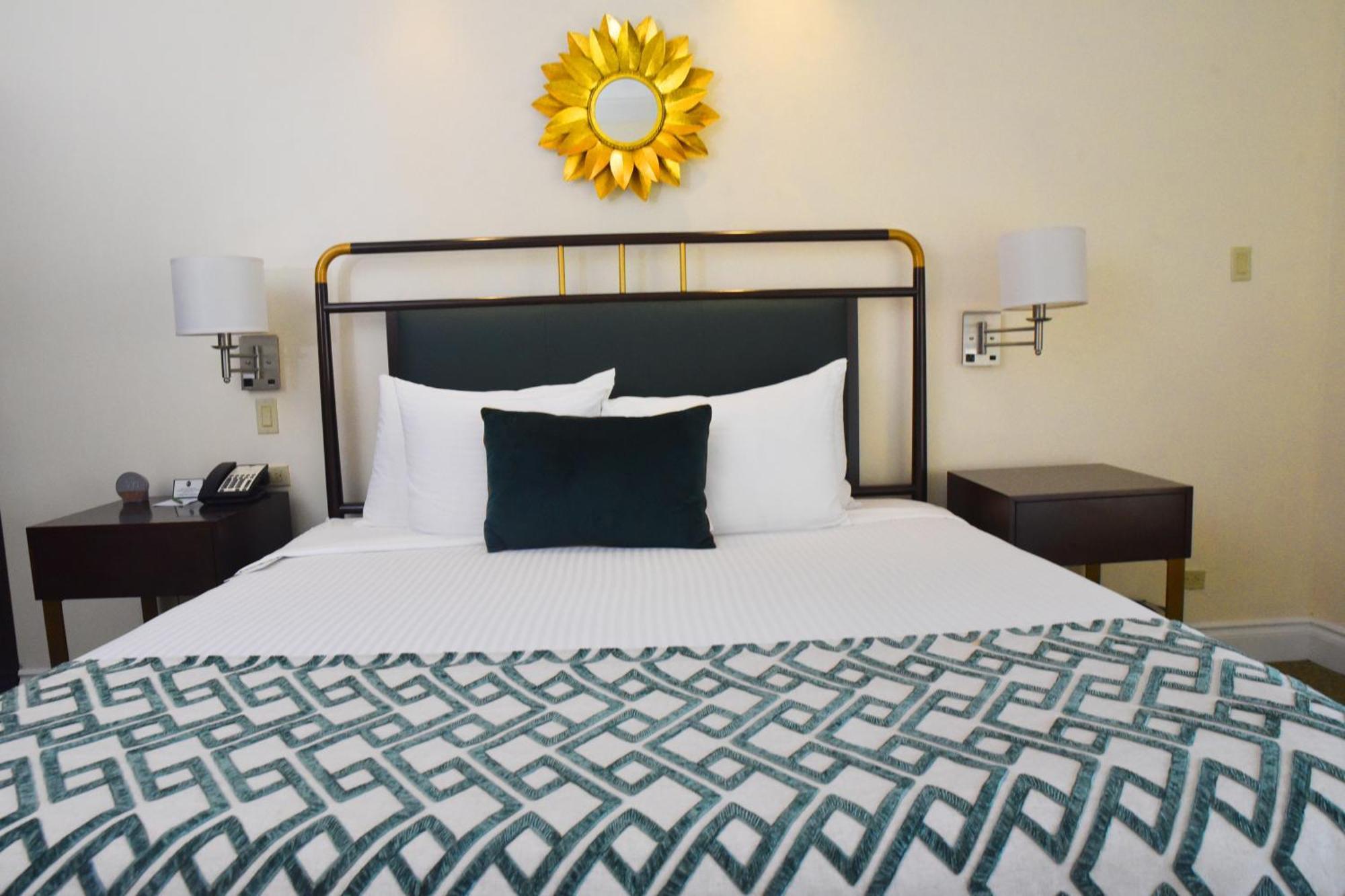 Courtleigh Hotel & Suites Κίνγκστον Εξωτερικό φωτογραφία