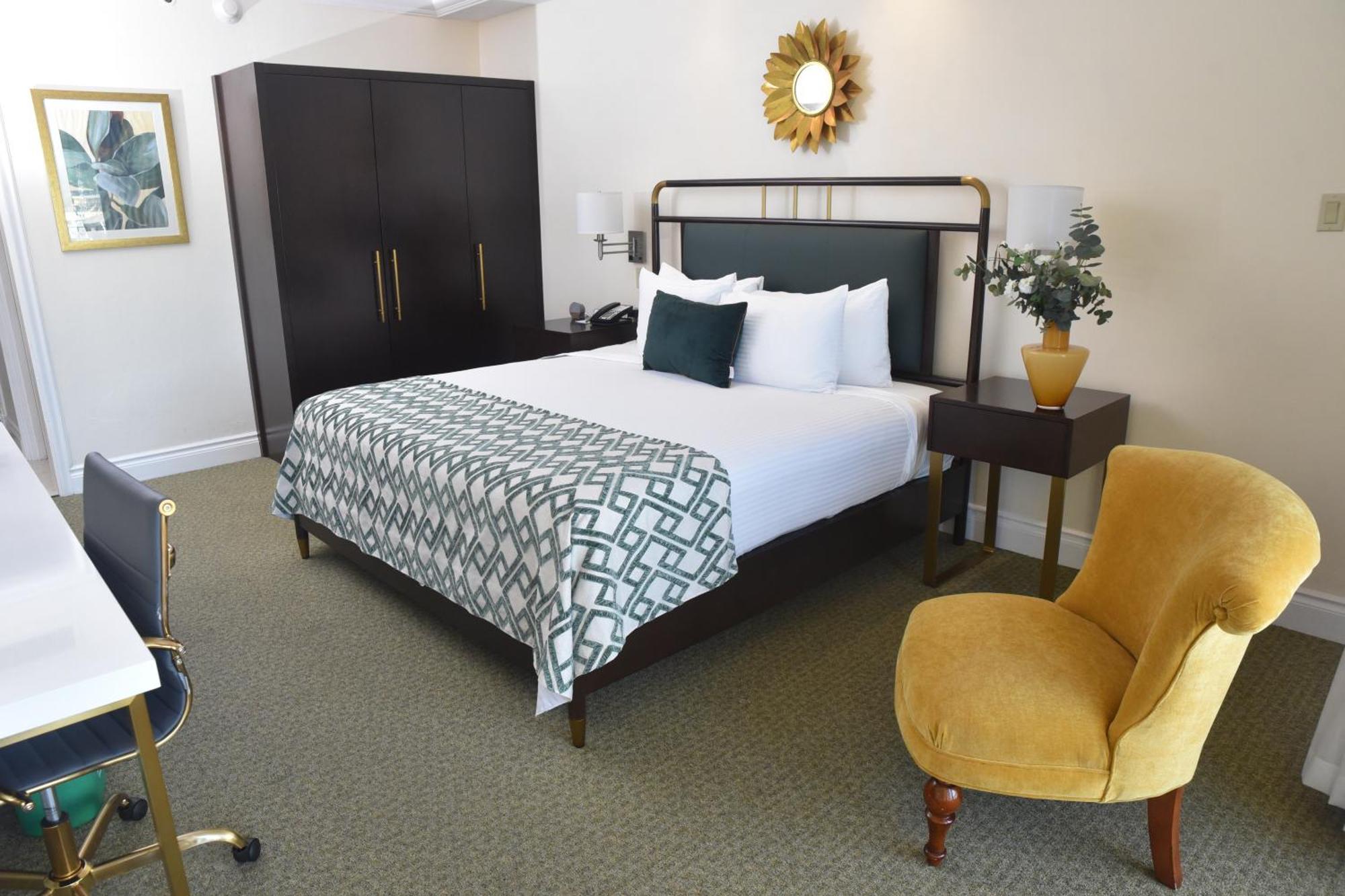 Courtleigh Hotel & Suites Κίνγκστον Εξωτερικό φωτογραφία