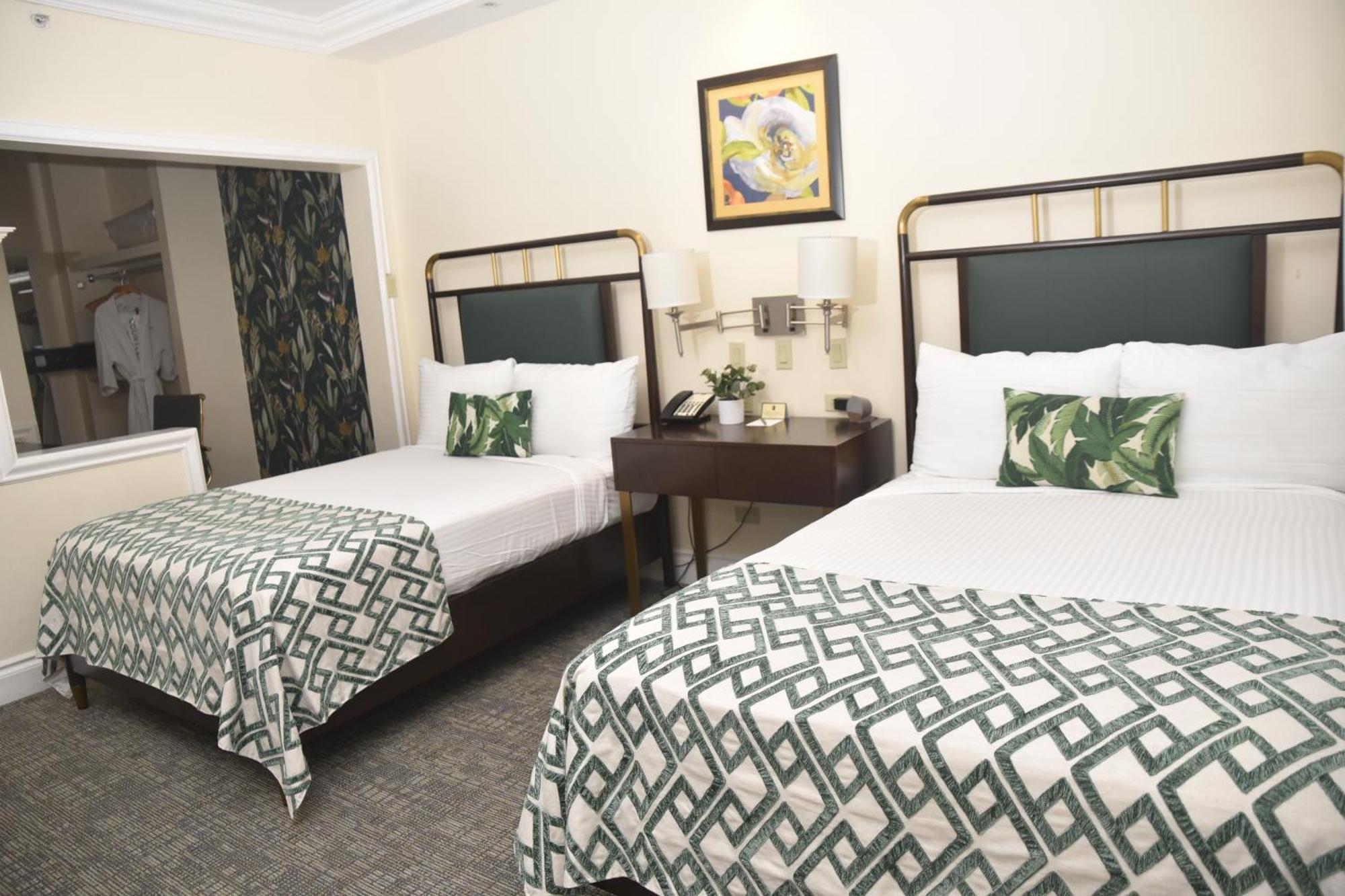 Courtleigh Hotel & Suites Κίνγκστον Εξωτερικό φωτογραφία