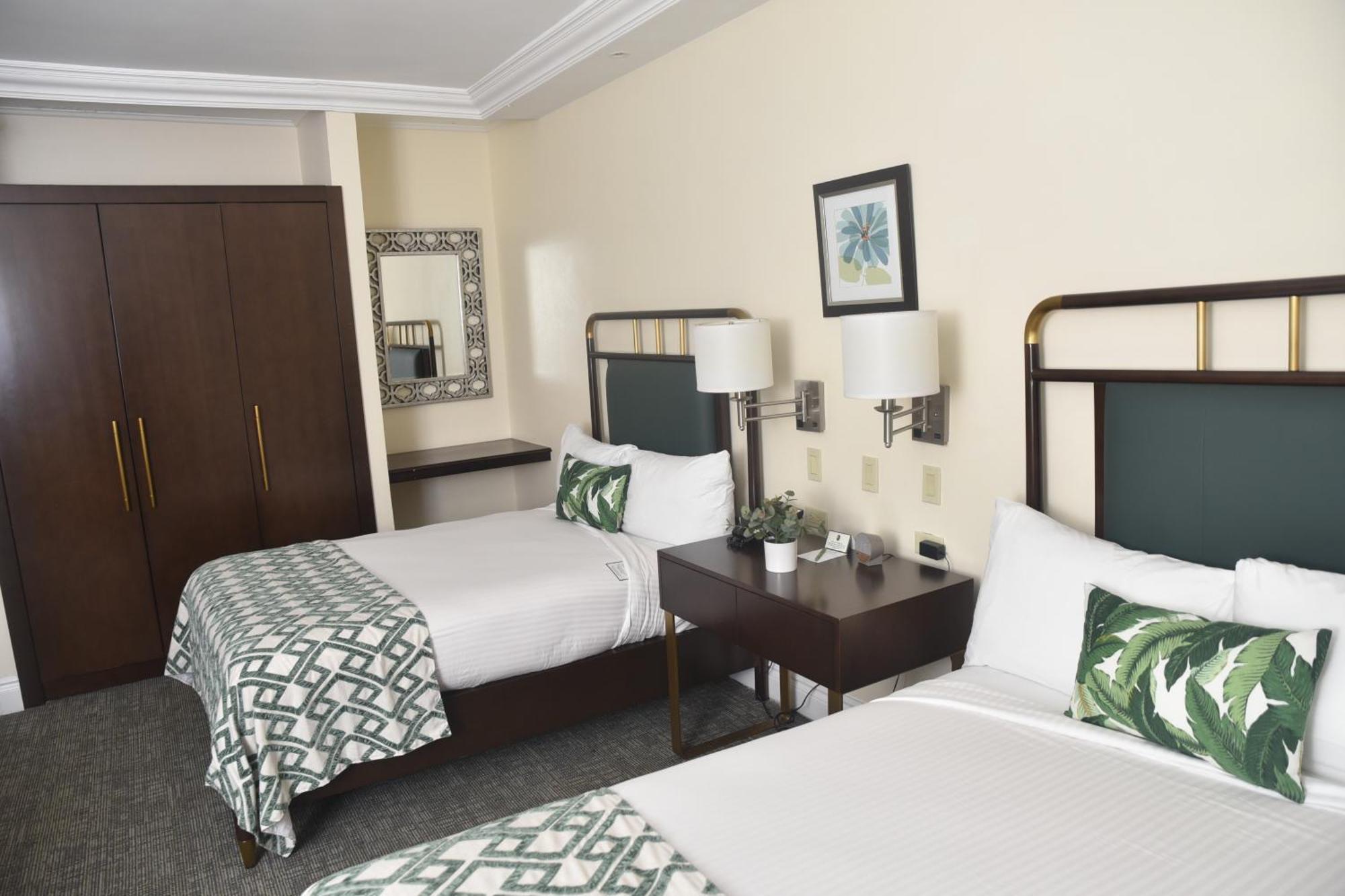 Courtleigh Hotel & Suites Κίνγκστον Εξωτερικό φωτογραφία