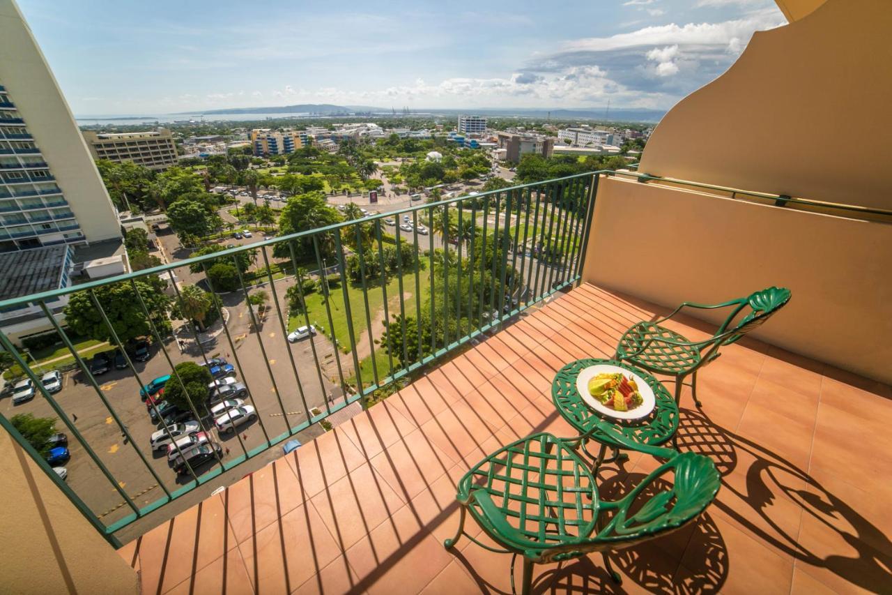 Courtleigh Hotel & Suites Κίνγκστον Εξωτερικό φωτογραφία